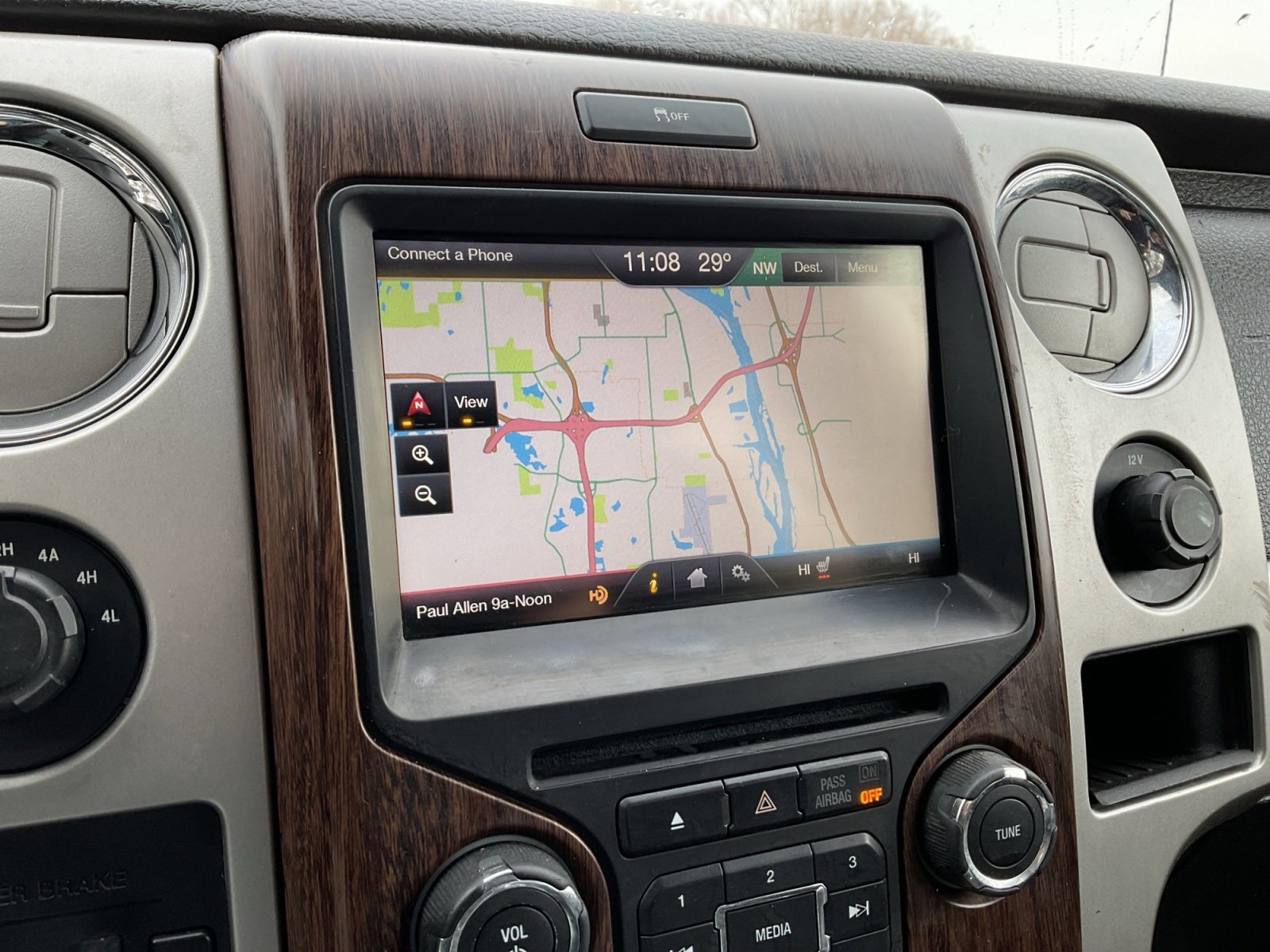 Used 2014 Ford F150 Lariat w/ Equipment Group 502A Luxury image 24