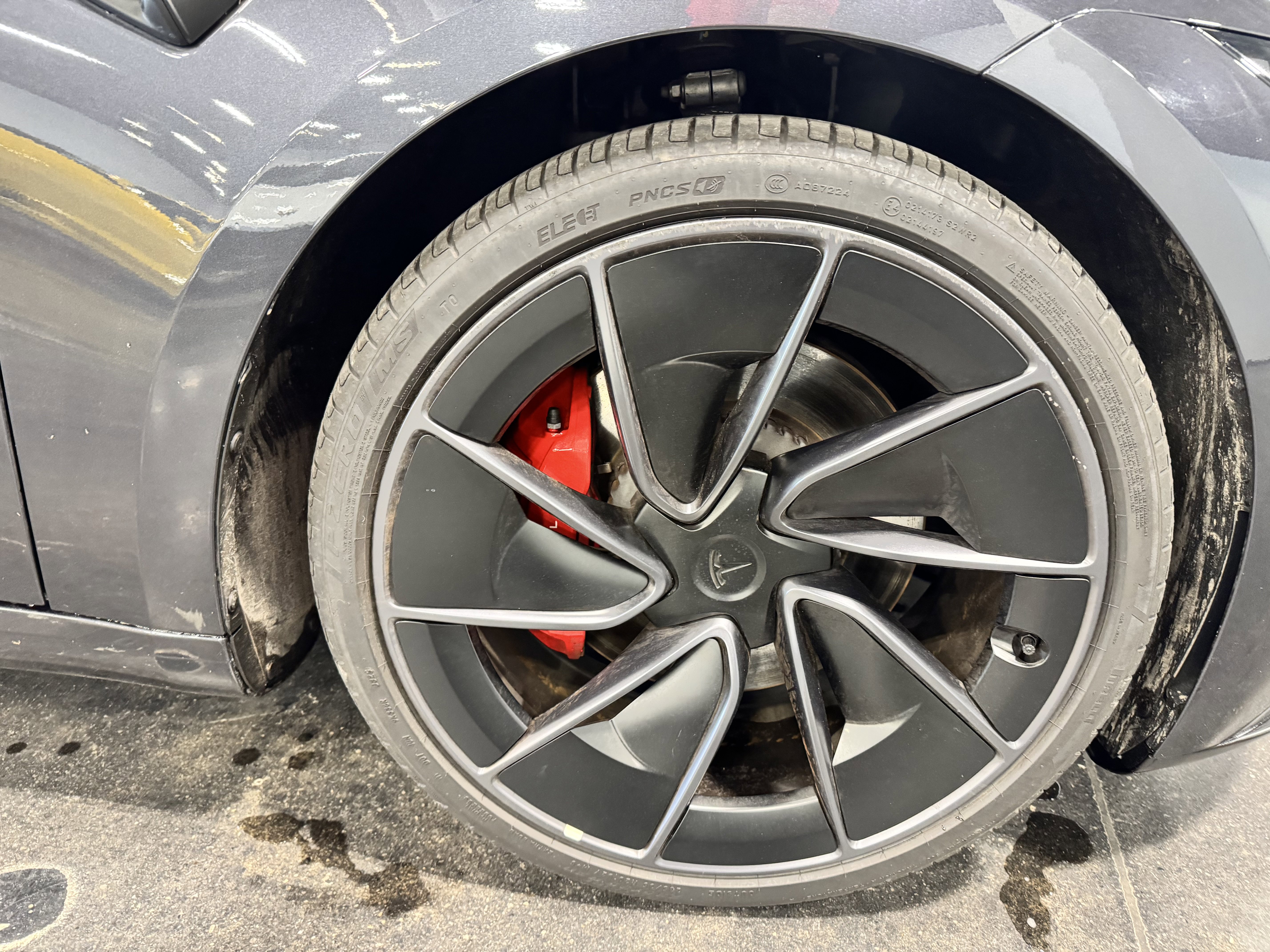 Used 2025 Tesla Model 3 Performance AWD/4WD image 29