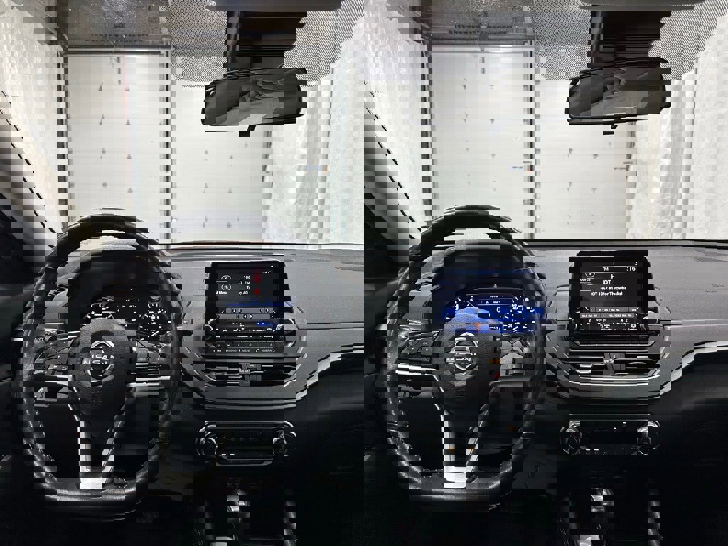 Used 2024 Nissan Altima 2.5 SR image 13