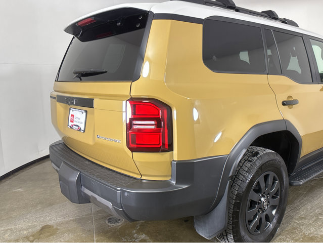 Used 2025 Toyota Land Cruiser image 22