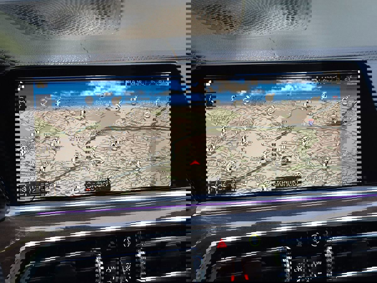 Used 2021 BMW X5 sDrive40i w/ M Sport Package image 36