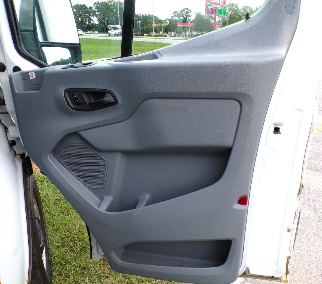 Used 2019 Ford Transit 150 148 Medium Roof RWD image 20