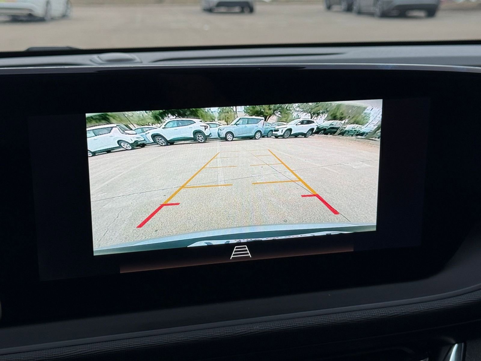 Used 2025 Buick Envista Preferred image 24