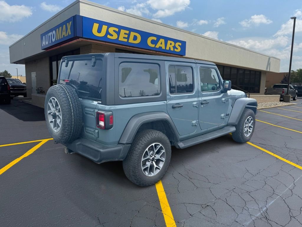 Used 2024 Jeep Wrangler Unlimited Sport AWD/4WD image 5