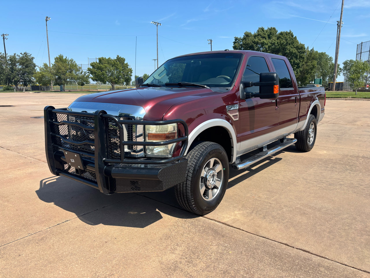Used 2010 Ford F250 Lariat image 3