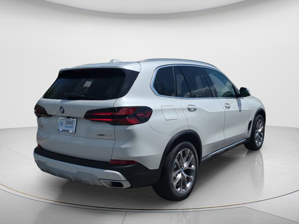 New 2026 BMW X5 xDrive40i w/ Climate Comfort Package AWD/4WD image 4