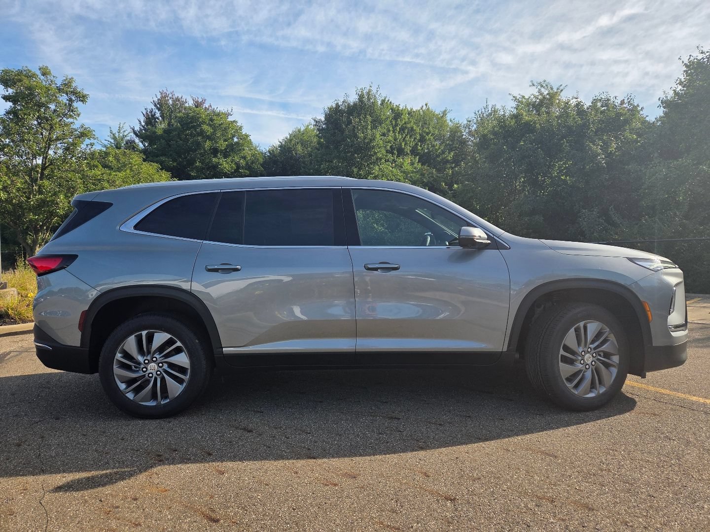 New 2027 Buick Enclave Preferred w/ Power Package AWD/4WD image 19