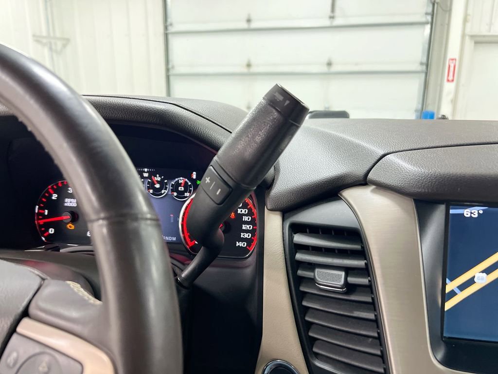 Used 2015 GMC Yukon XL Denali w/ Open Road Package AWD/4WD image 18