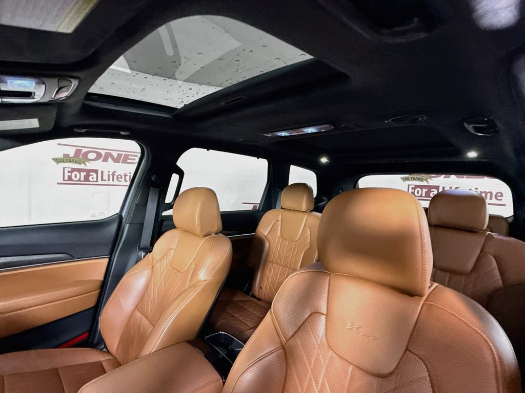 Used 2024 Kia Telluride SX Prestige X-Pro AWD/4WD image 12