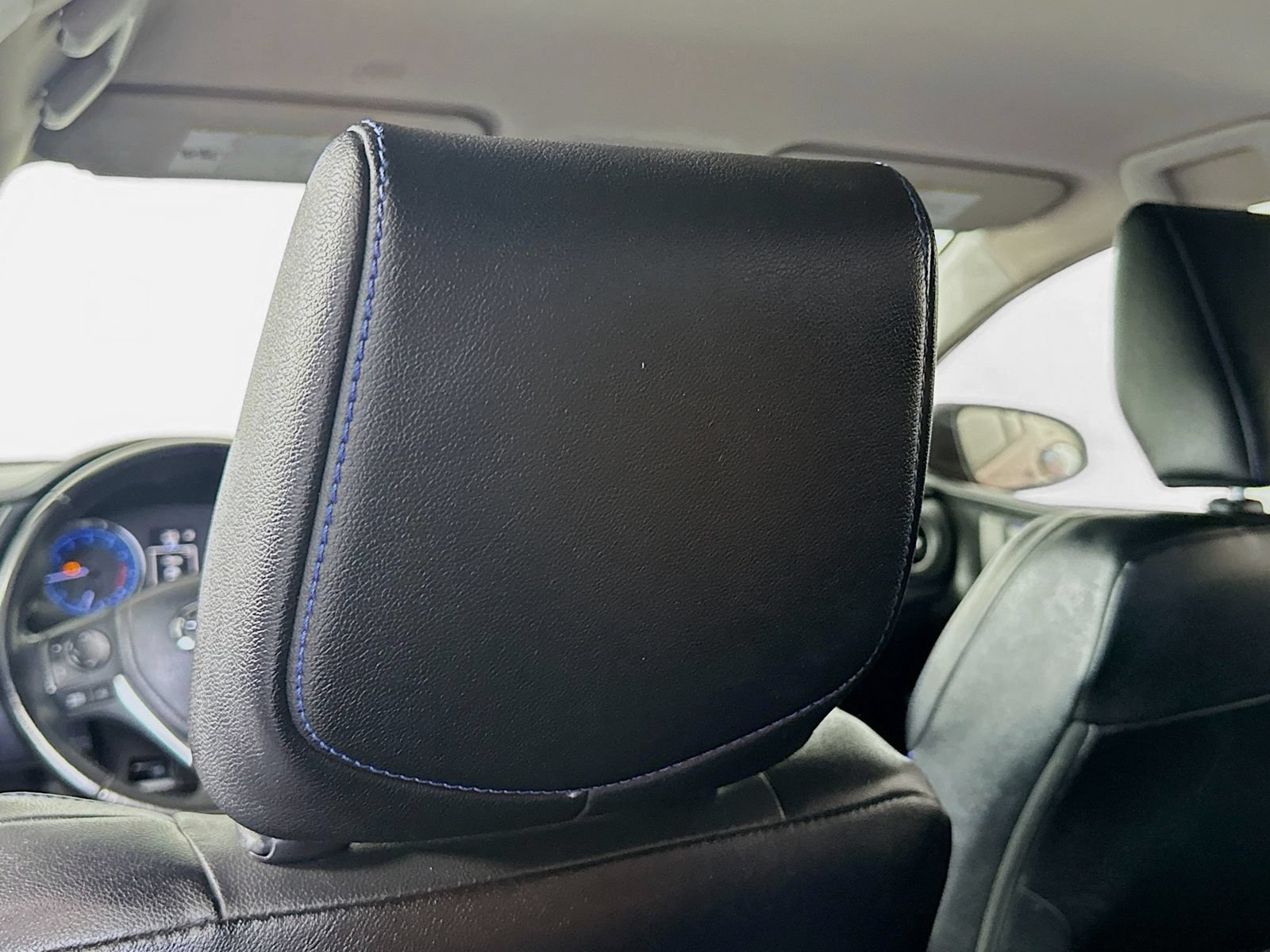 Used 2019 Toyota Corolla SE FWD image 27