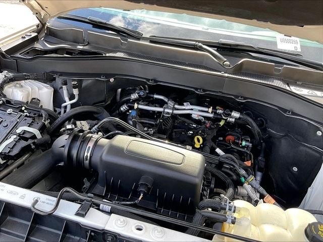 Used 2023 Ford Explorer XLT w/ Equipment Group 202A AWD/4WD image 34