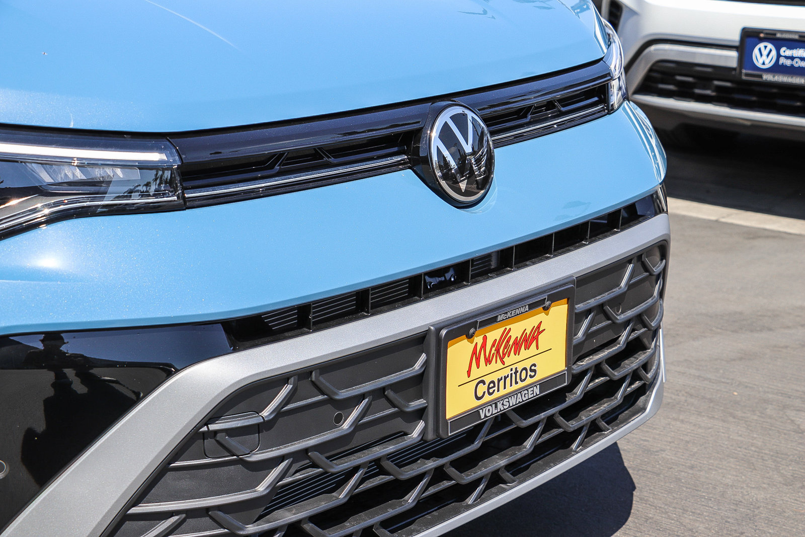 New 2026 Volkswagen Taos SE FWD image 5