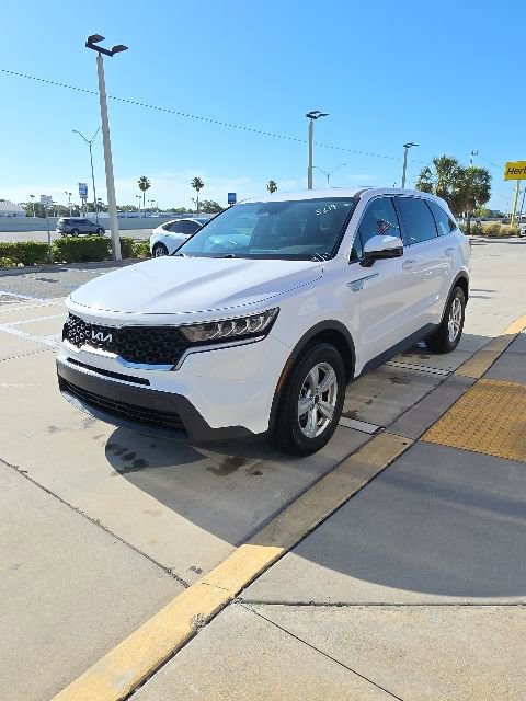 Used 2023 Kia Sorento LX FWD image 8