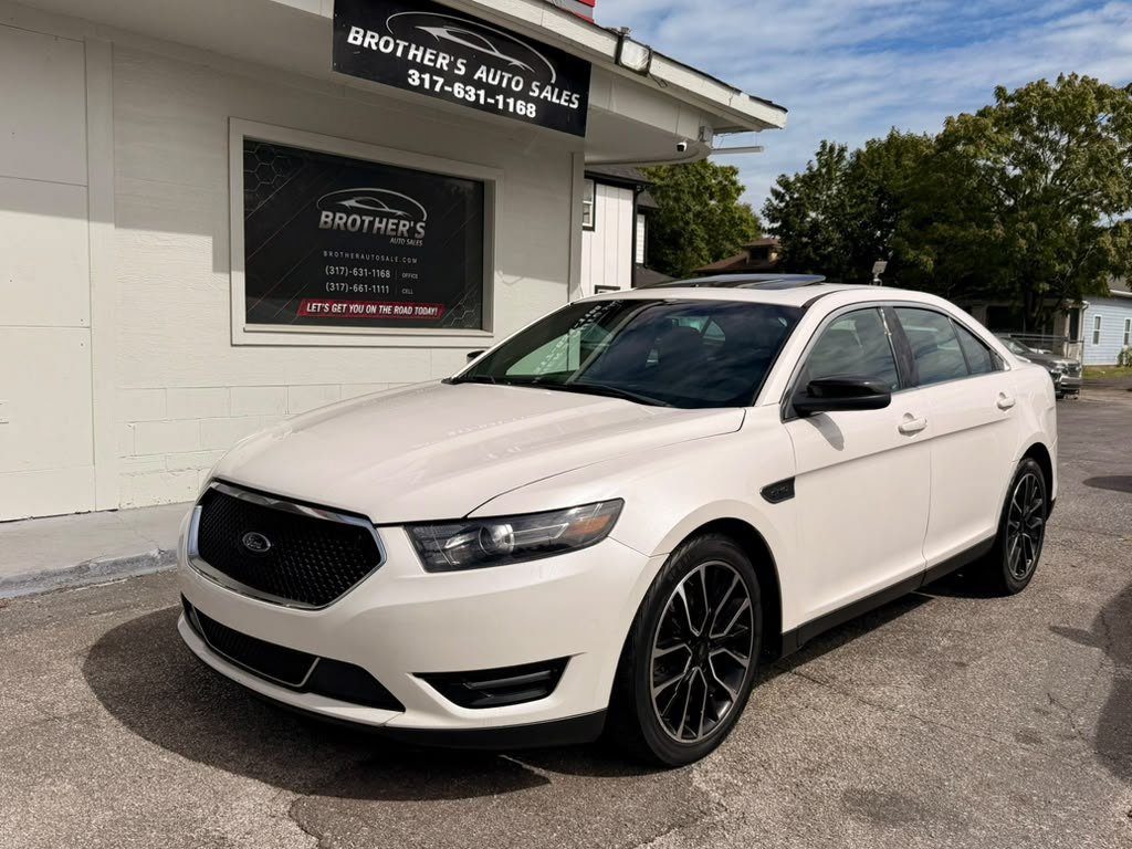 Used 2019 Ford Taurus SHO AWD/4WD image 5