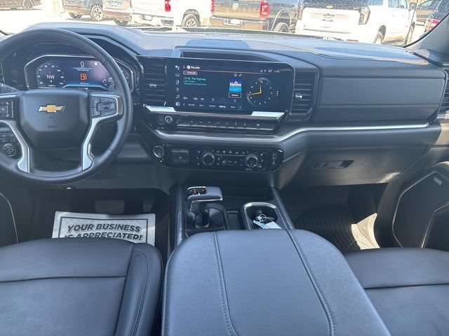 Used 2025 Chevrolet Silverado 1500 LTZ w/ LTZ Premium Package AWD/4WD image 4