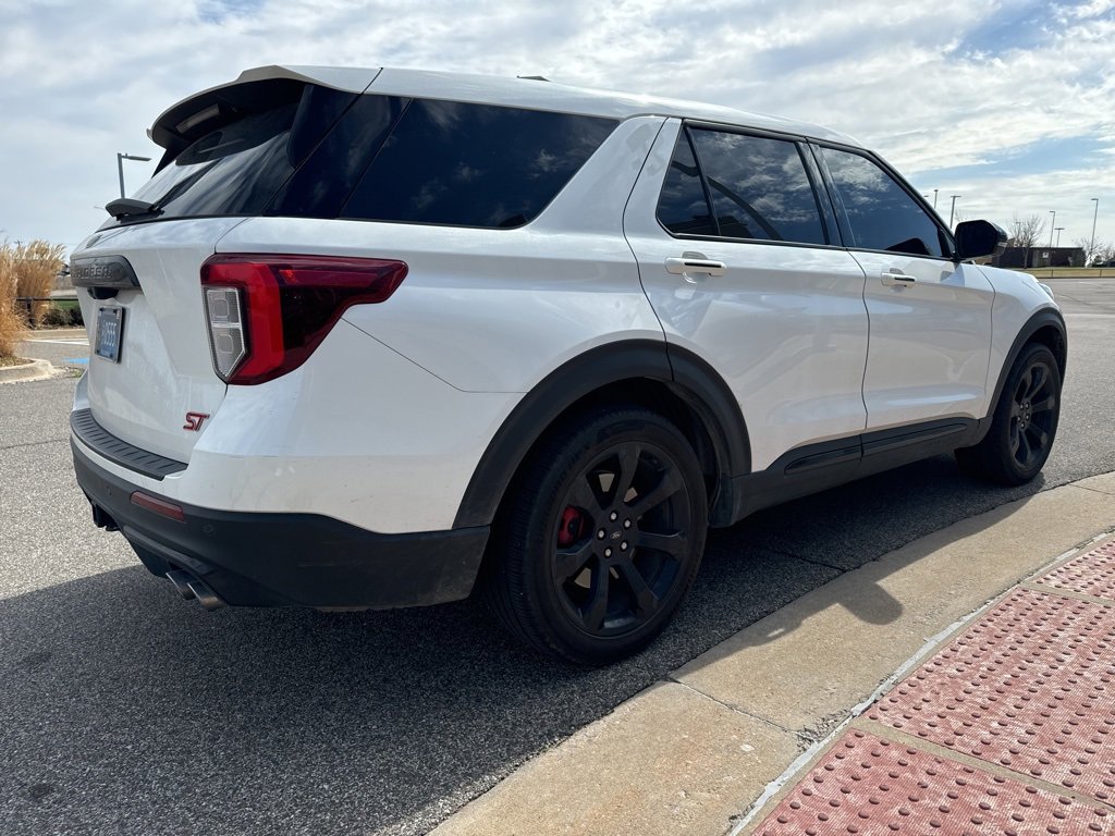 Used 2022 Ford Explorer ST w/ Equipment Group 401A image 3