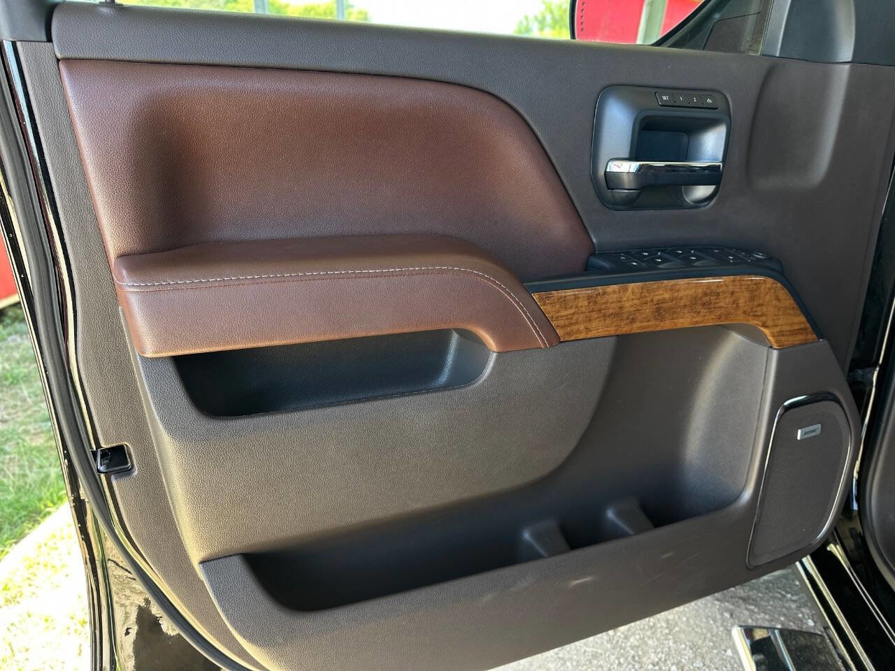 Used 2017 Chevrolet Silverado 1500 High Country image 11