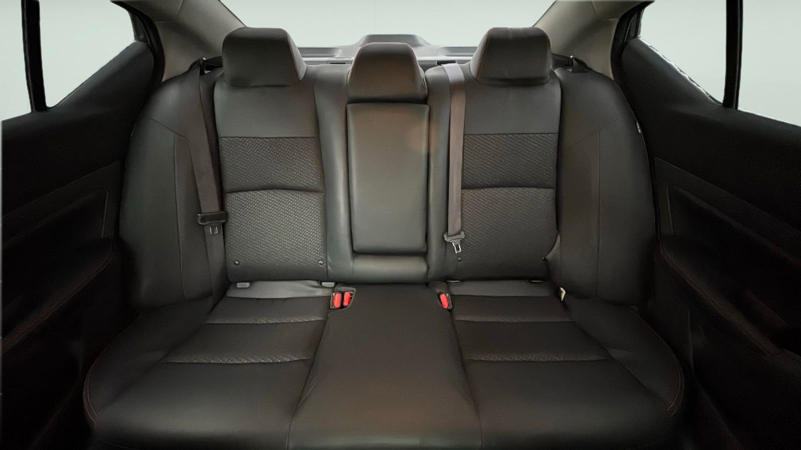 Used 2024 Nissan Altima 2.5 SR image 24