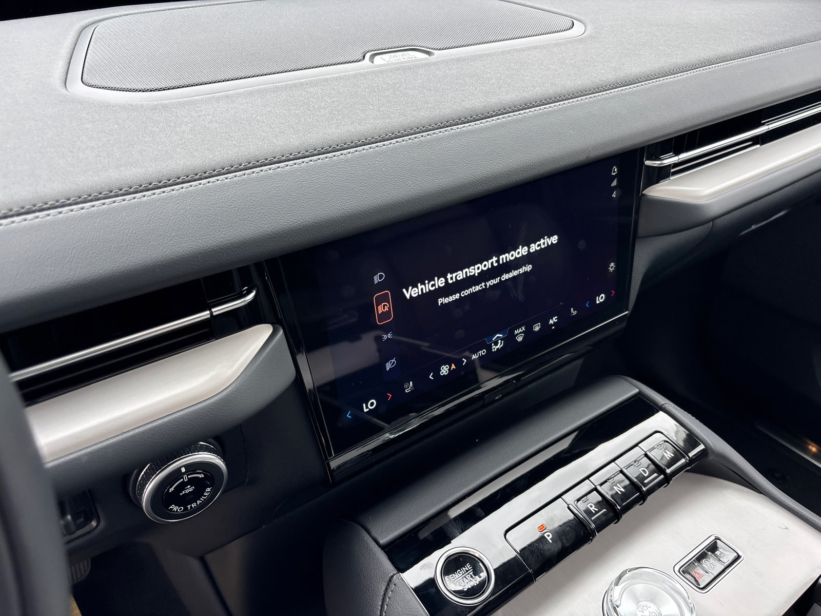 New 2026 Lincoln Navigator Reserve AWD/4WD image 21