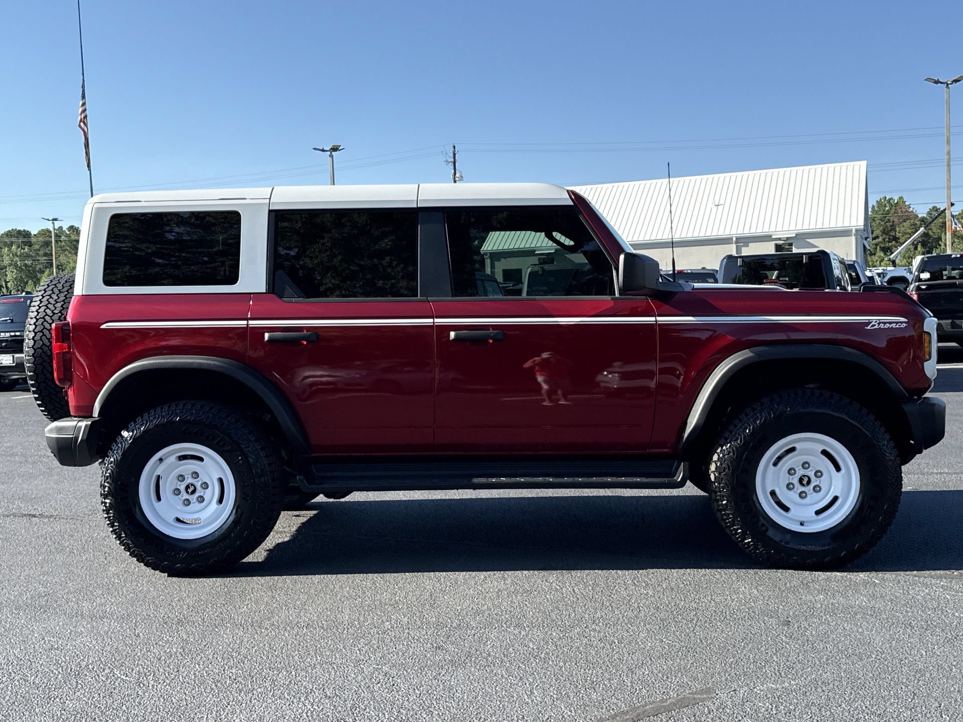 Used 2026 Ford Bronco Heritage Edition AWD/4WD image 27