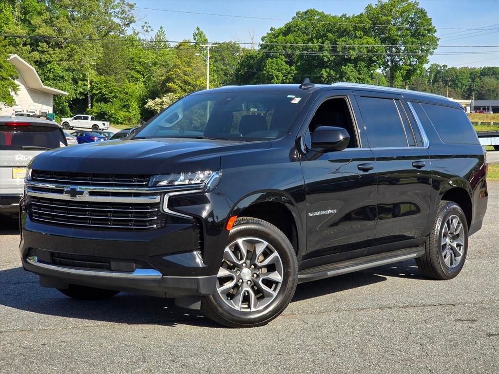 Used 2021 Chevrolet Suburban LT RWD image 2