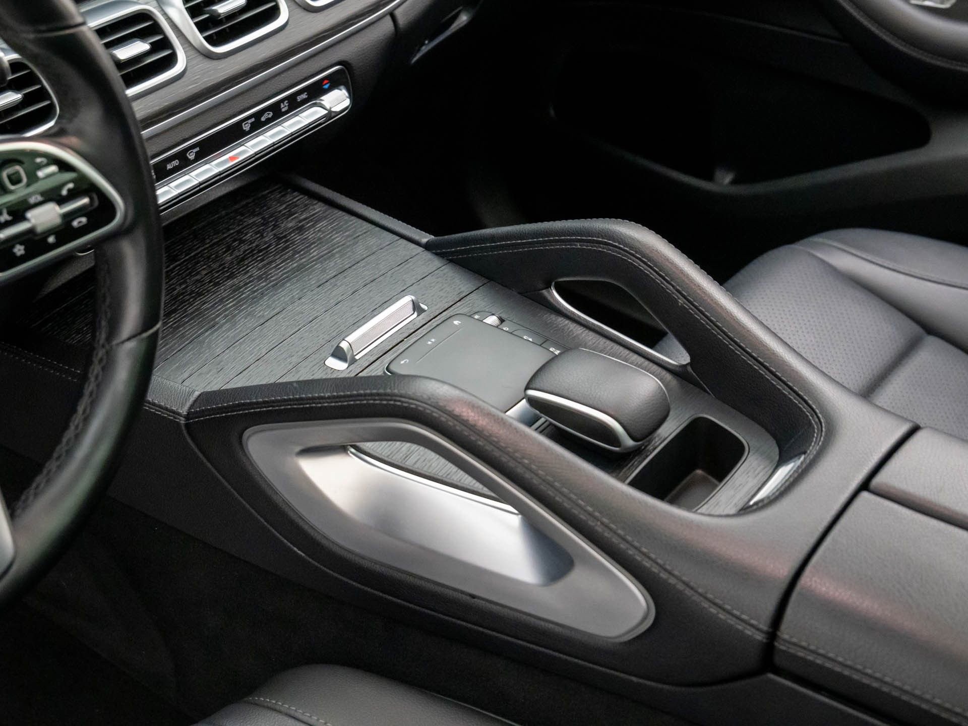 Used 2023 Mercedes-Benz GLE 350 4MATIC image 11