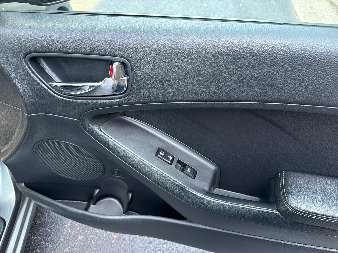 Used 2015 Kia Forte EX image 32