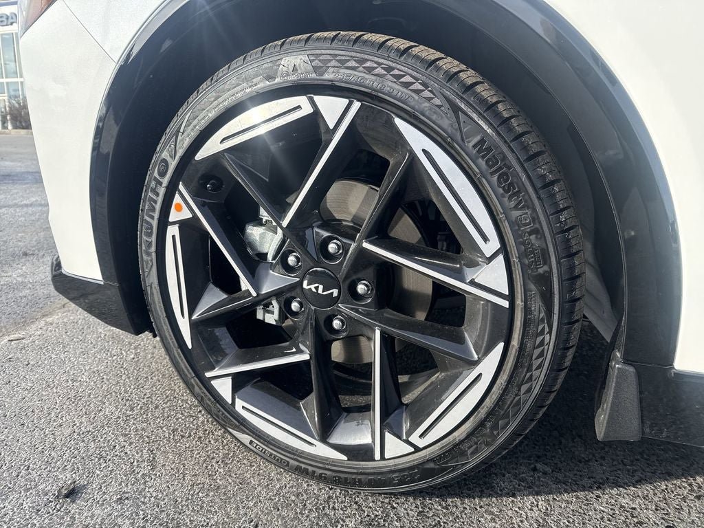 New 2026 Kia K4 GT-Line w/ GT-Line Premium Package FWD image 8