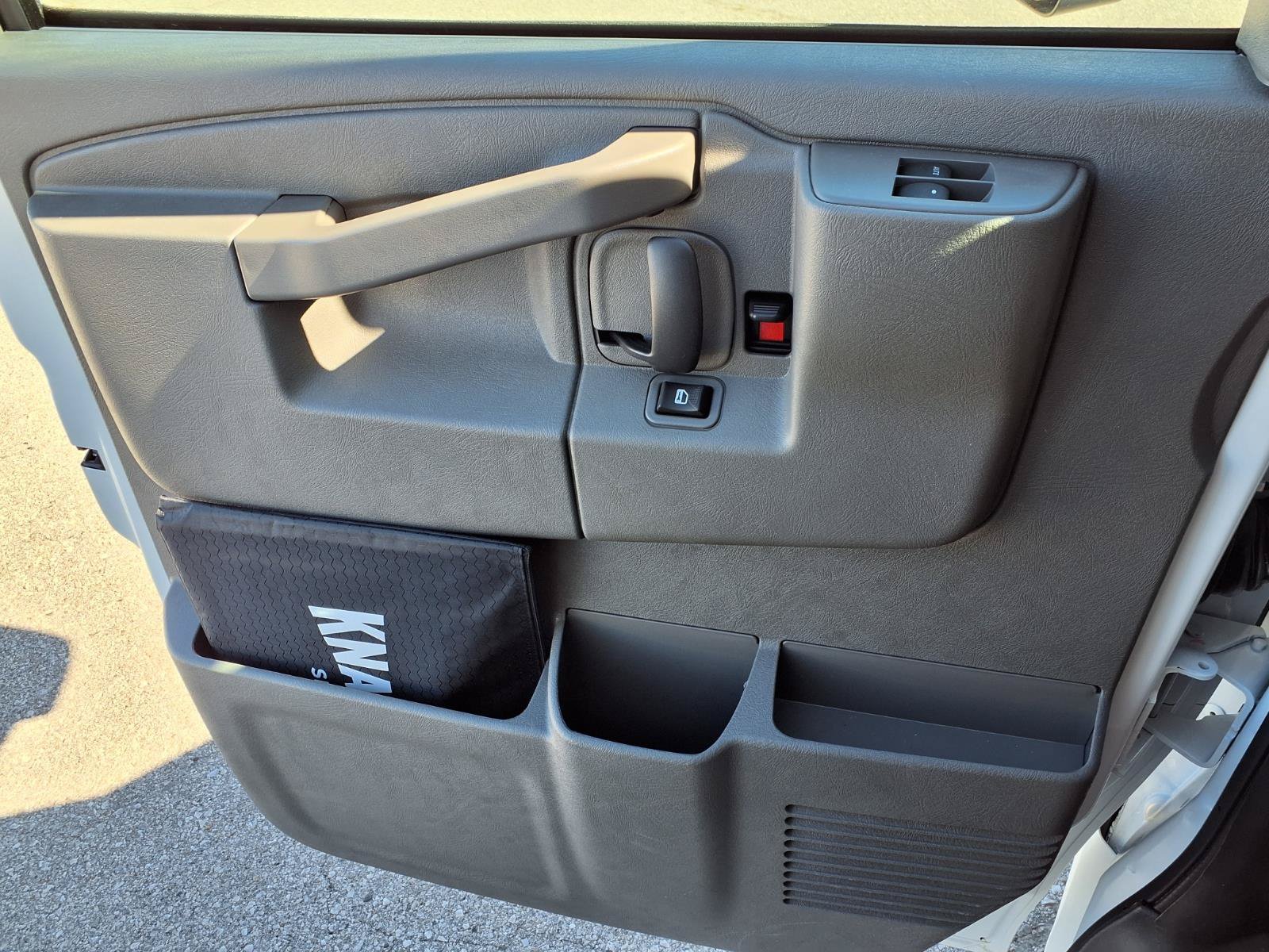 New 2026 GMC Savana 3500 w/ Power Convenience Package RWD image 17