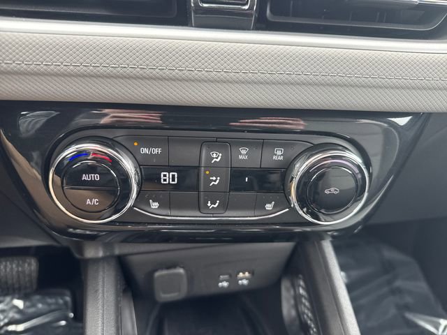 Used 2024 Chevrolet TrailBlazer LT w/ Convenience Package image 21