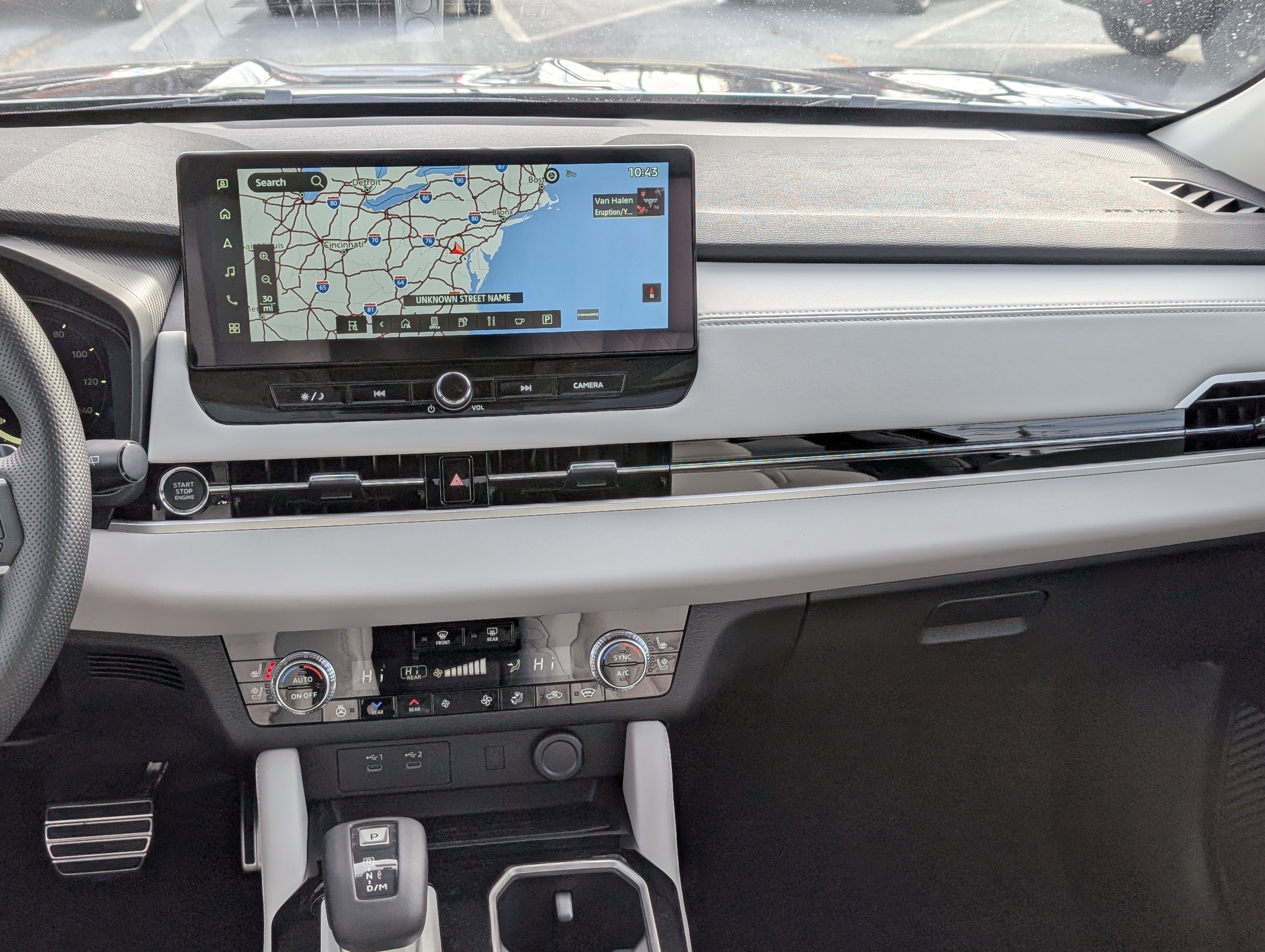 New 2026 Mitsubishi Outlander SEL image 19