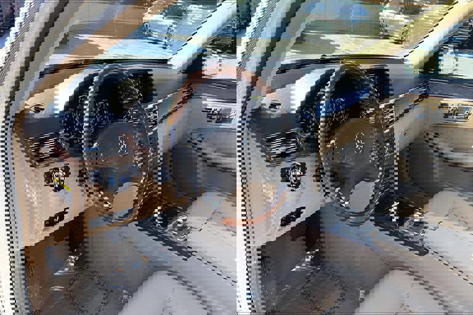 Used 2011 Mercedes-Benz E 350 Sedan image 16