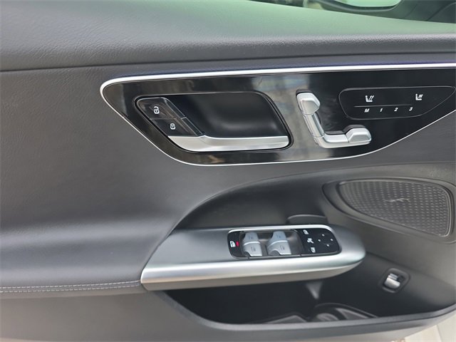 Used 2025 Mercedes-Benz C 300 C 300 image 16