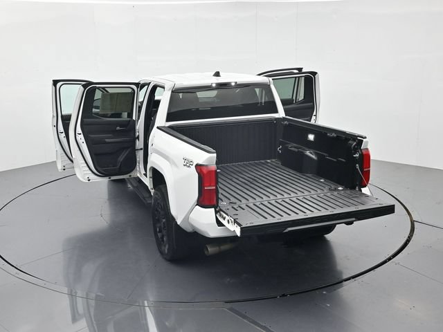 Used 2025 Toyota Tacoma TRD Sport AWD/4WD image 43