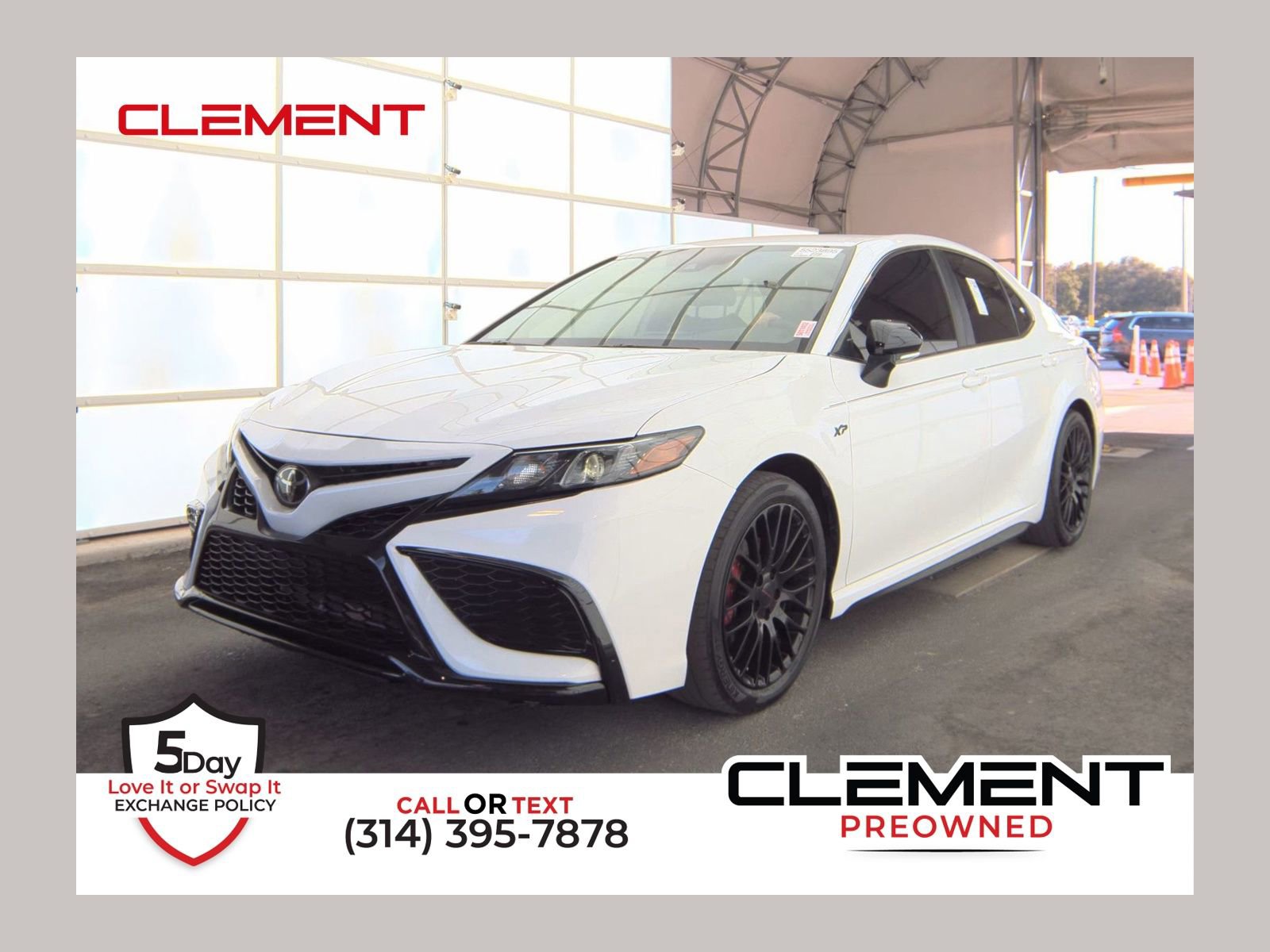 Used 2023 Toyota Camry SE video 1