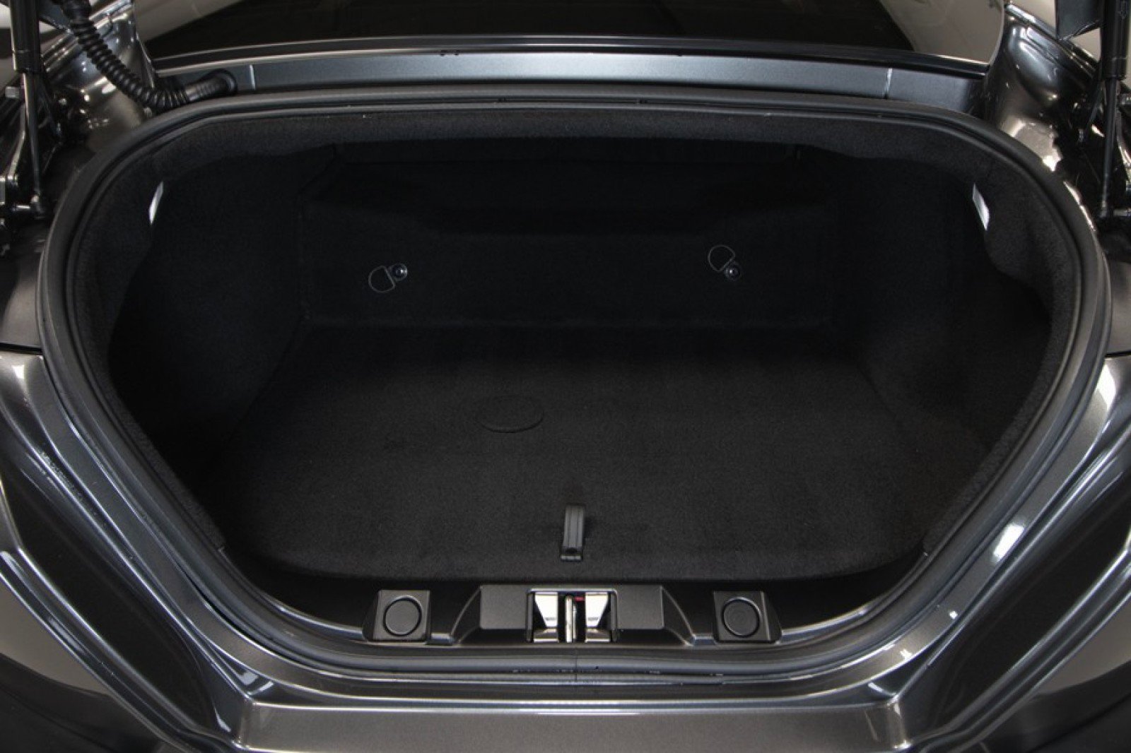 Used 2021 Ferrari Roma RWD image 55