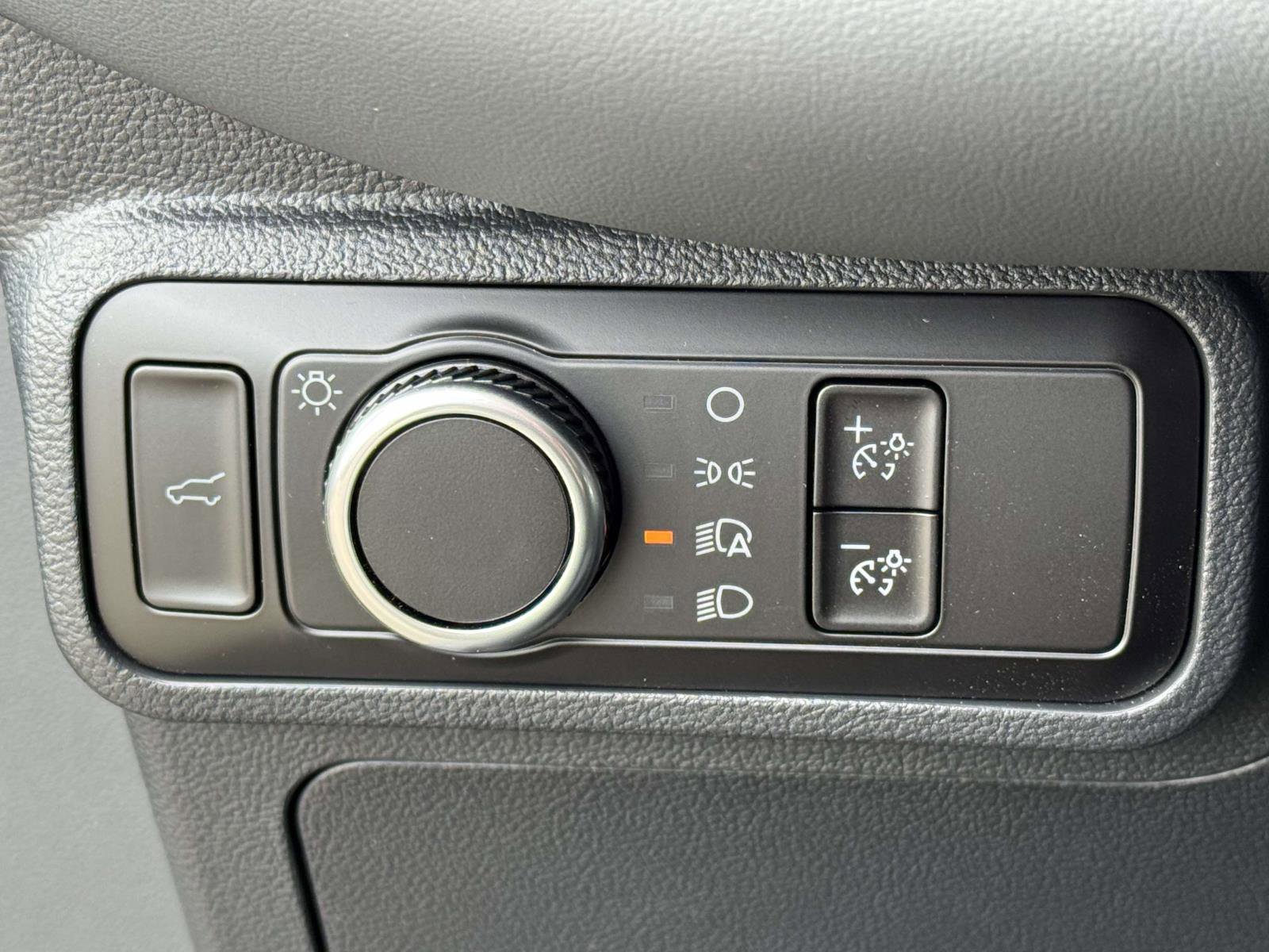 New 2026 Ford Explorer Active image 17