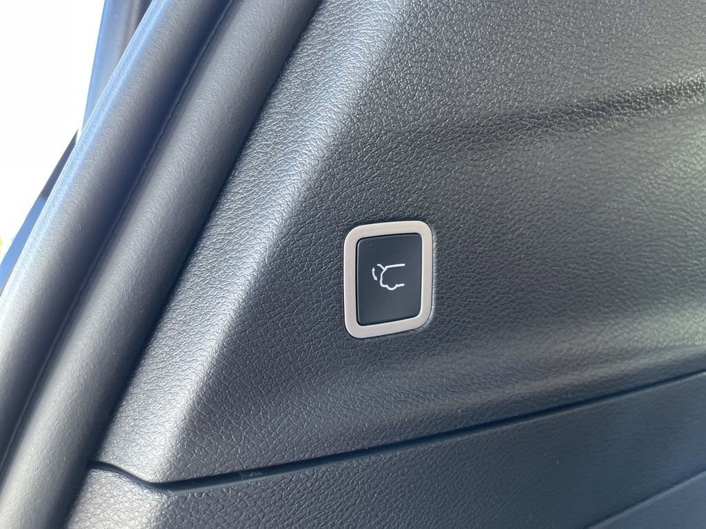 New 2026 Chrysler Pacifica Pinnacle image 15