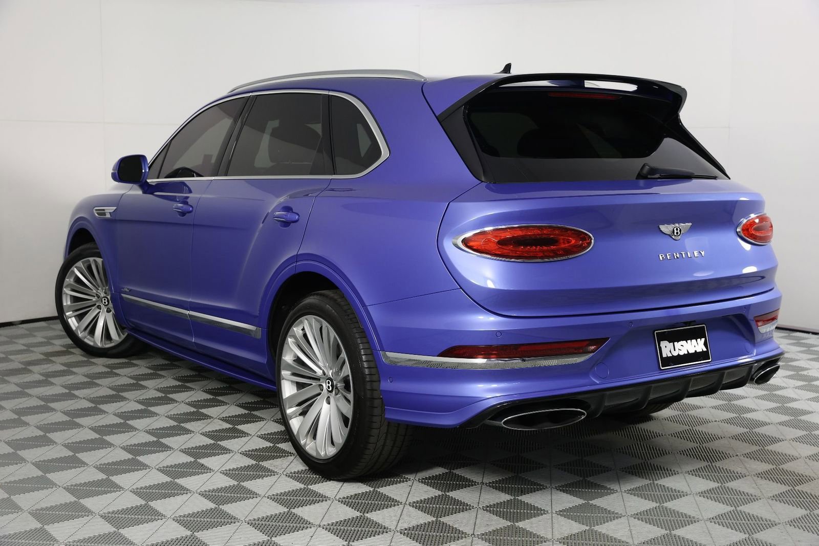 Certified 2023 Bentley Bentayga Speed image 3