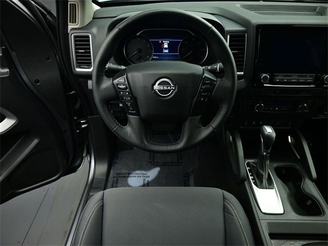 Used 2024 Nissan Frontier SV w/ SV Convenience Package image 2