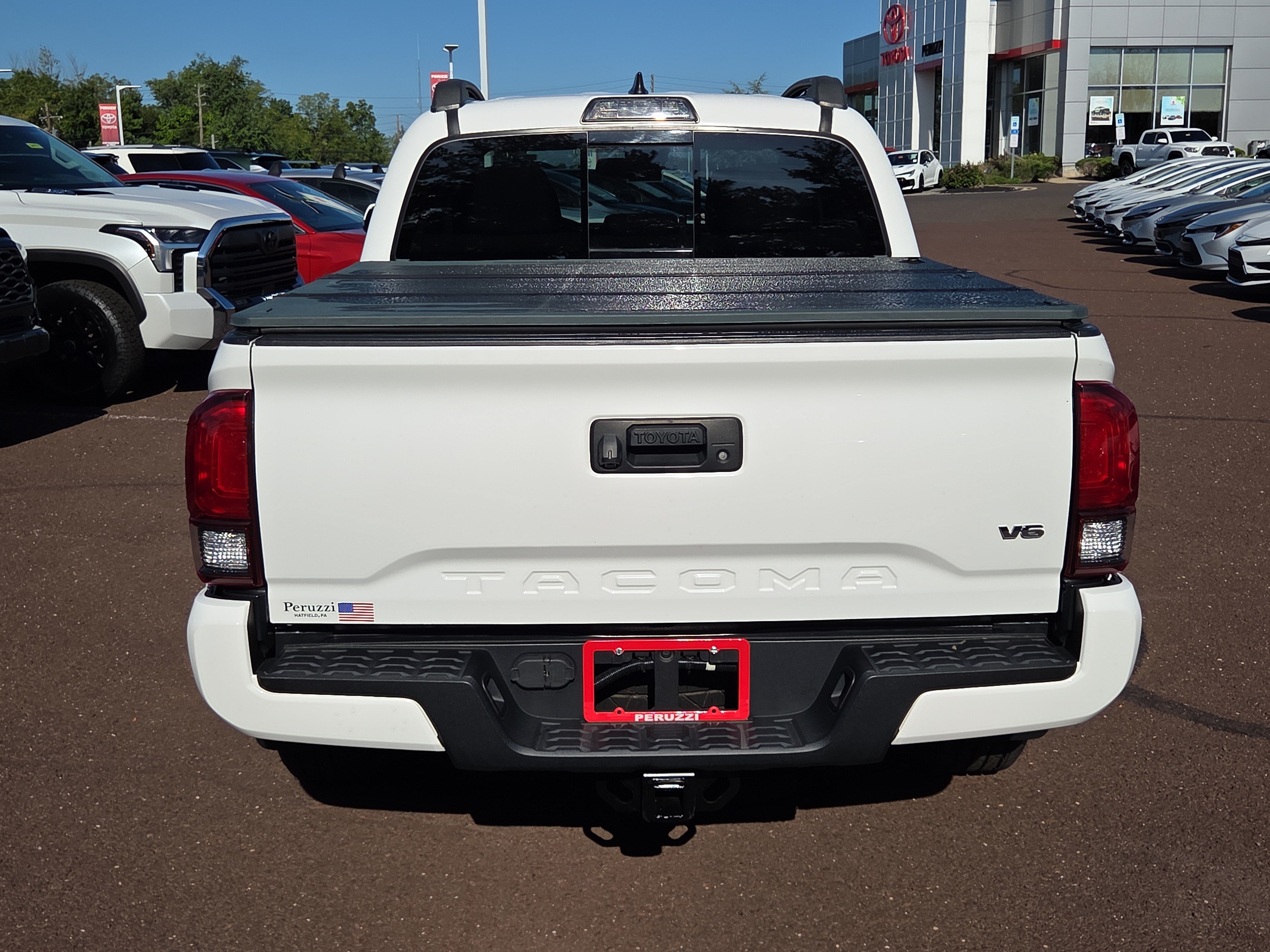 Certified 2019 Toyota Tacoma TRD Sport AWD/4WD image 4