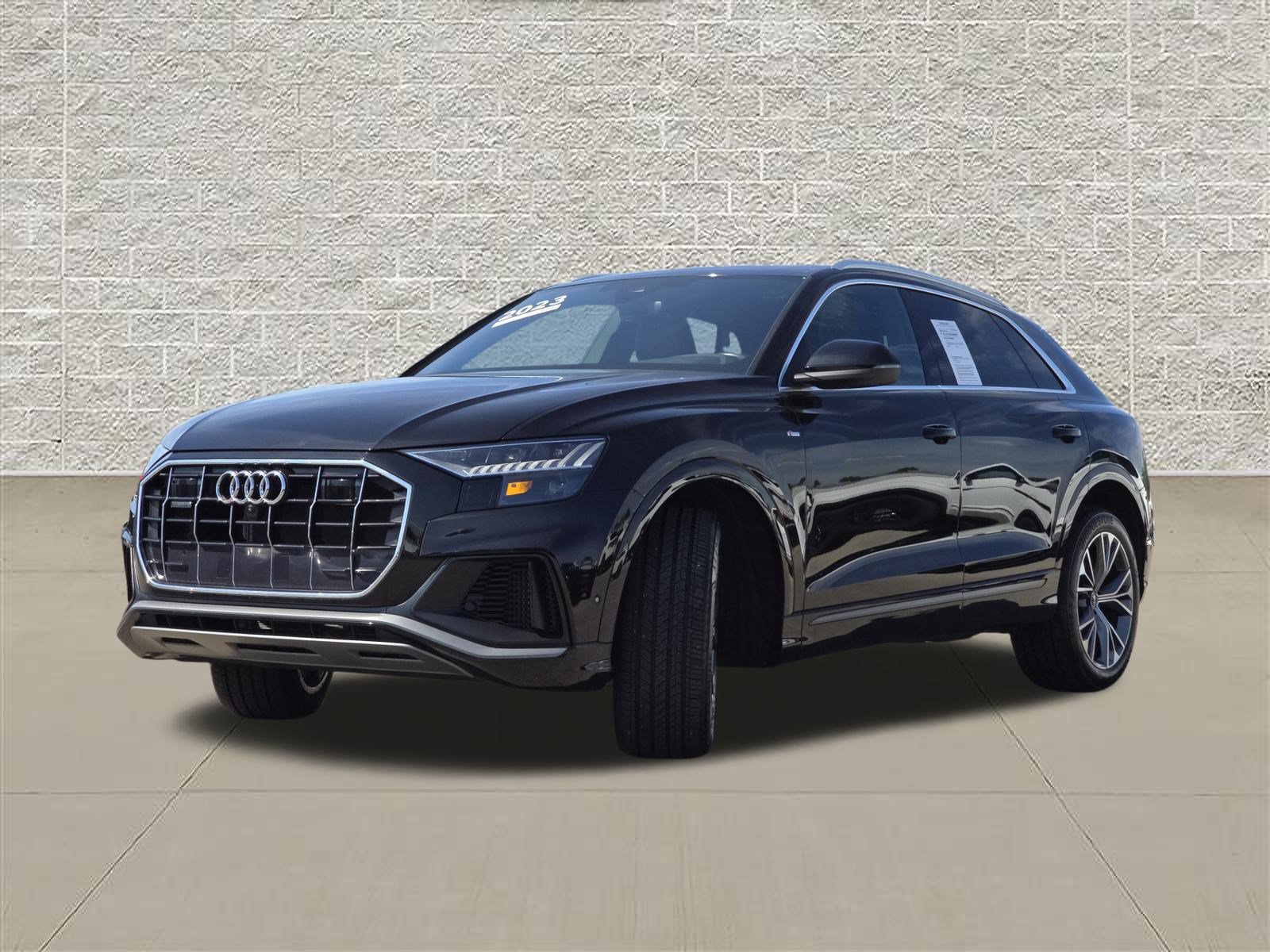 Certified 2023 Audi Q8 Premium Plus w/ Premium Plus Package AWD/4WD image 3