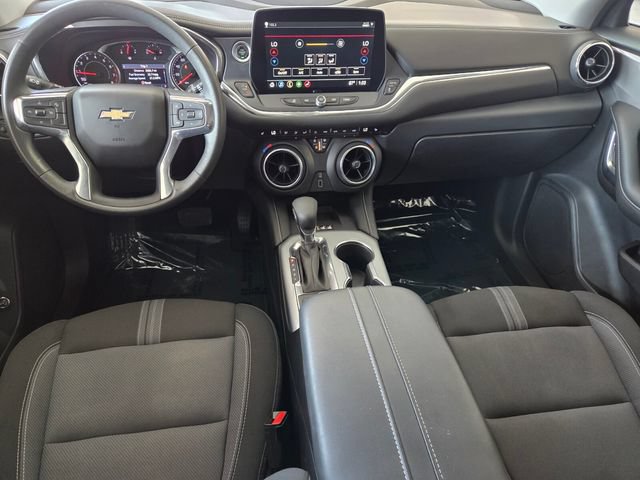 Used 2023 Chevrolet Blazer LT w/ Convenience Package FWD image 9