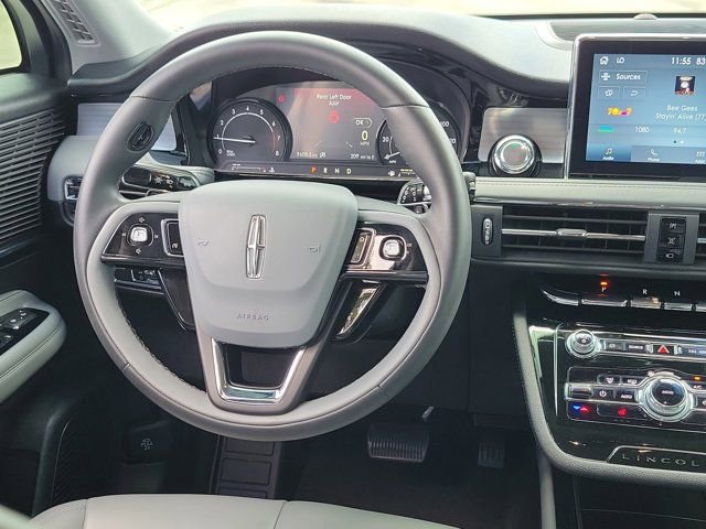 Certified 2022 Lincoln Corsair FWD image 19