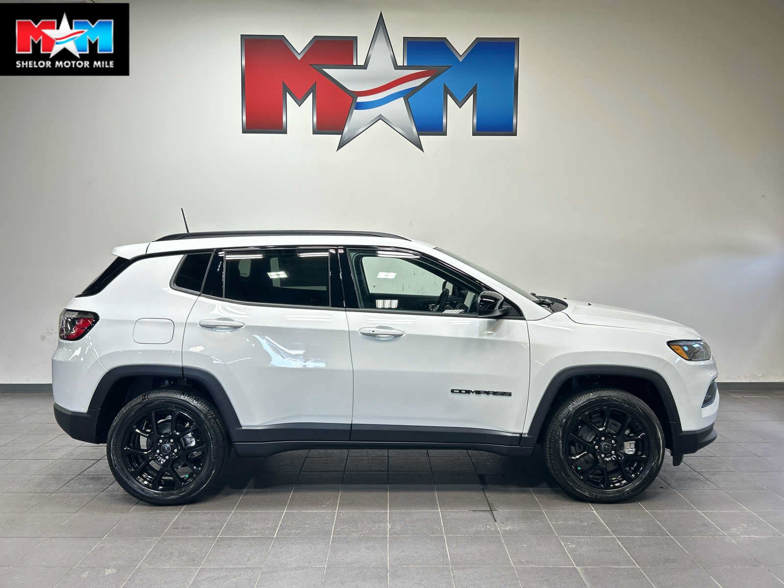 New 2026 Jeep Compass Latitude