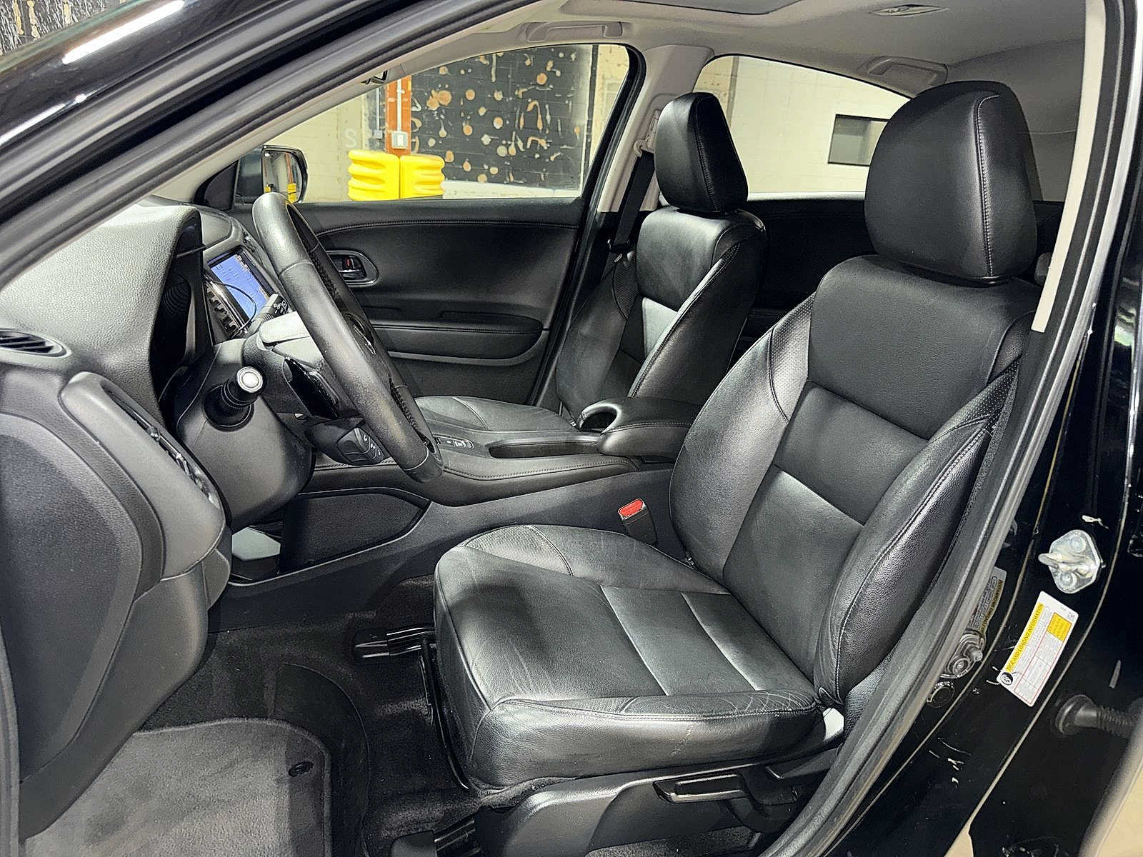 Used 2017 Honda HR-V EX-L image 15