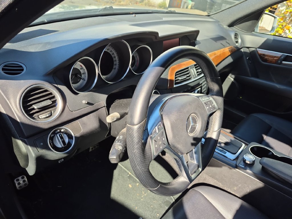 Used 2012 Mercedes-Benz C 300 4MATIC Sedan image 18