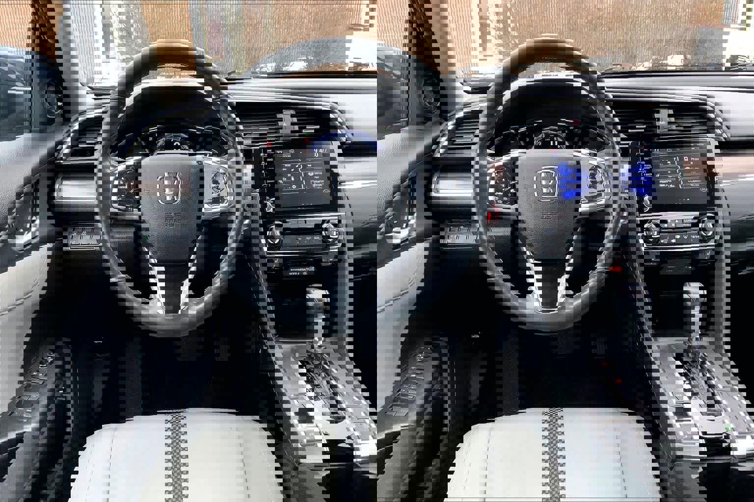 Used 2019 Honda Civic EX image 6