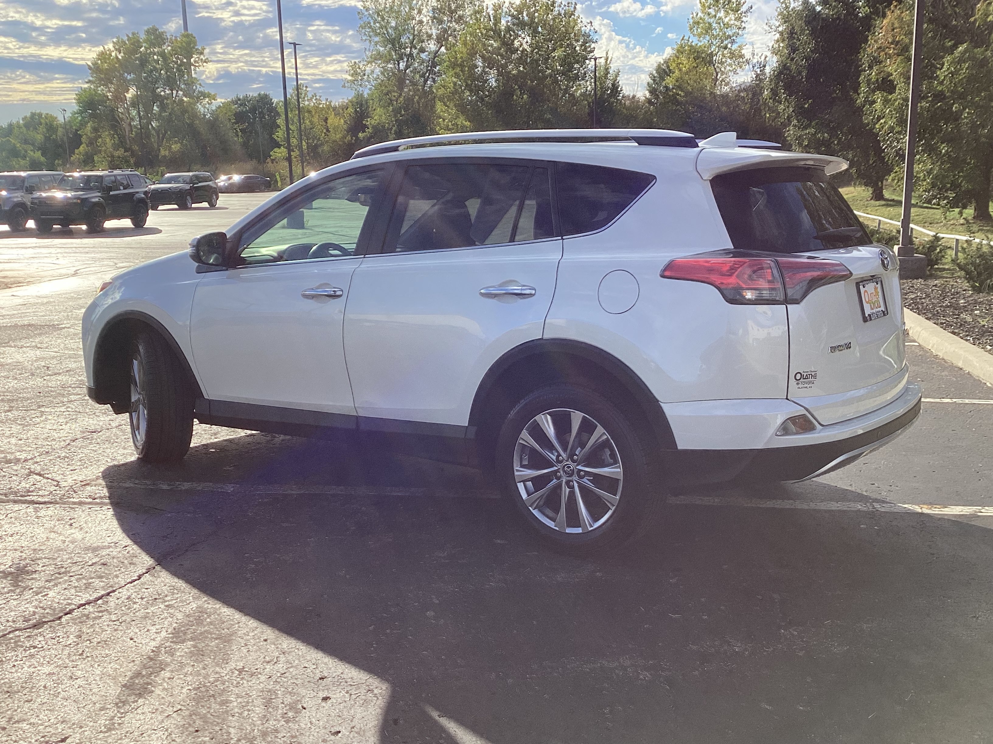 Used 2016 Toyota RAV4 Limited AWD/4WD image 26