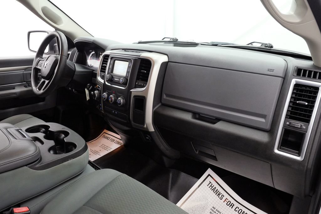 Used 2019 RAM 1500 Classic SLT AWD/4WD image 15